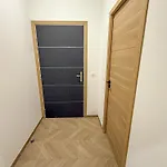 T2 Luxe 100 M Port, Clim, Wi-fi Apartamento
