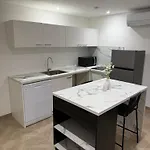 T2 Luxe 100 M Port, Clim, Wi-fi Apartamento Tolón