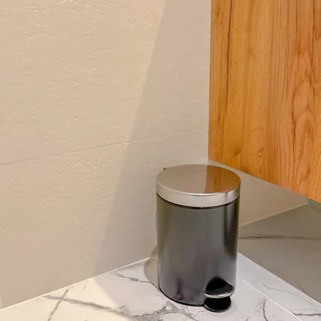 T2 Luxe 100 M Port, Clim, Wi-fi Апартаменты