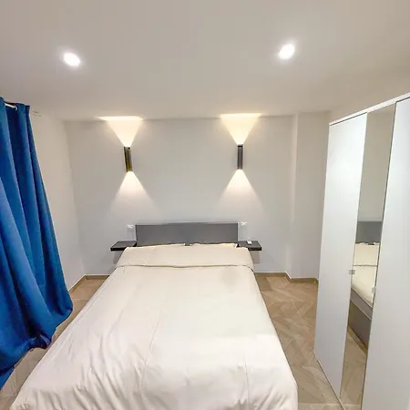 Апартаменты T2 Luxe 100 M Port, Clim, Wi-fi *
